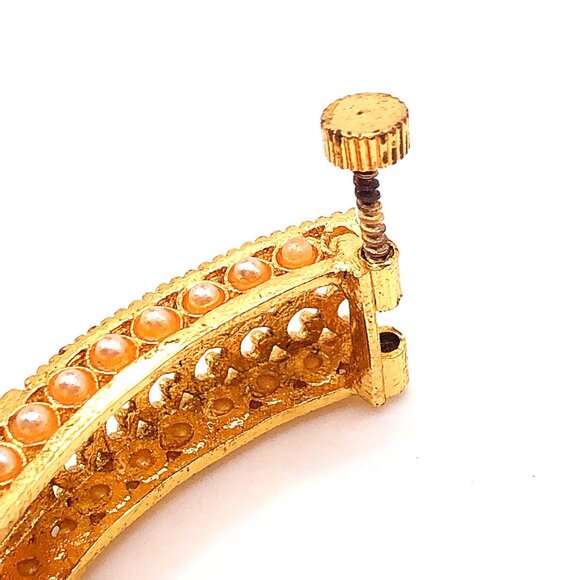 Set of 2 Vintage Gold Tone Filigree Hinged Bangle Bracelets - Picture 12 of 15